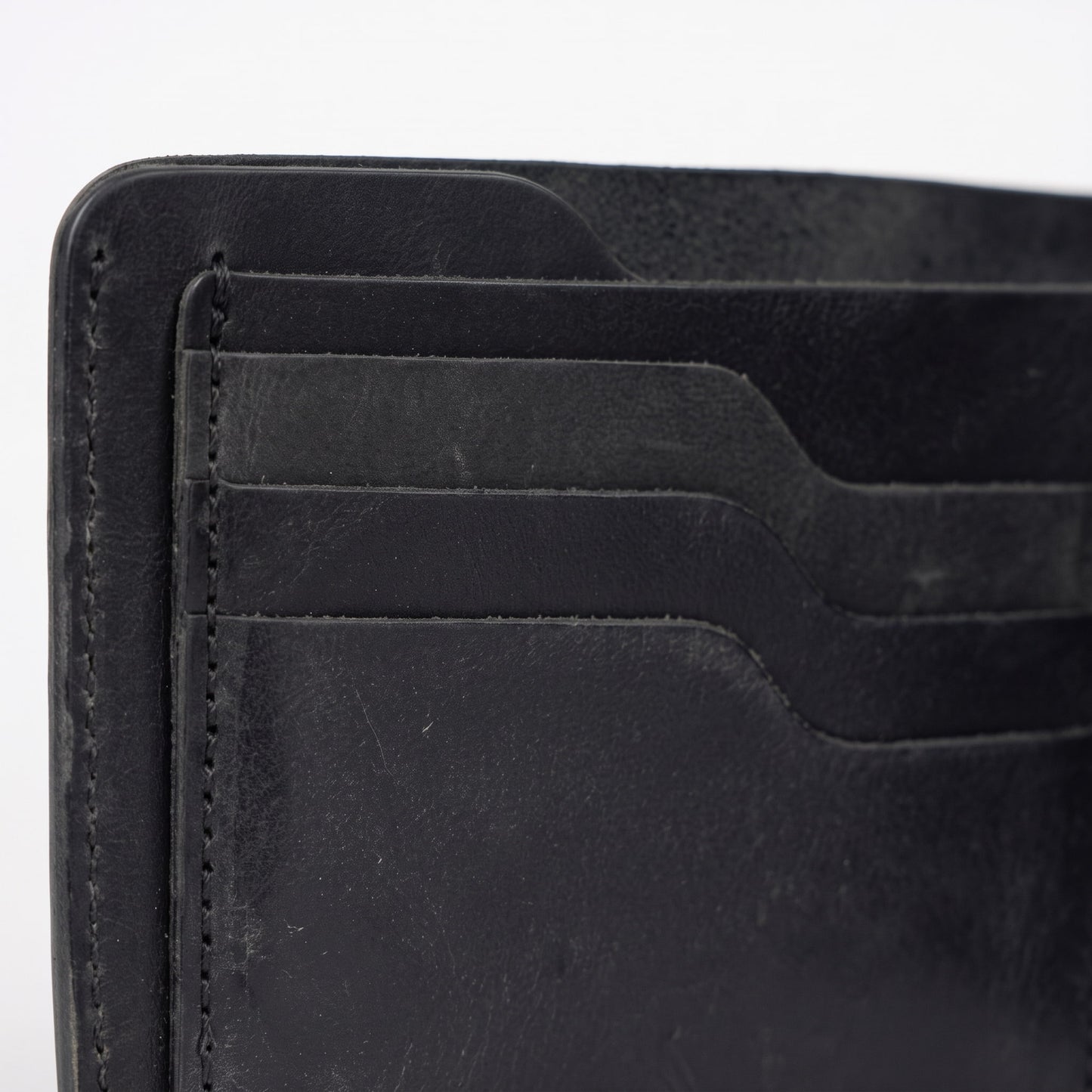 Carbon Classic Premium Vintage  Bifold Wallet